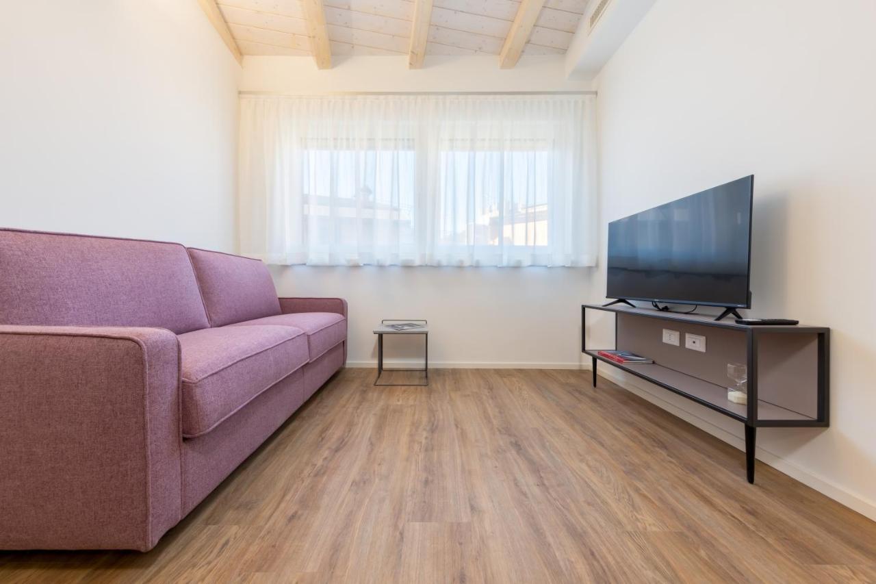 Minerva Guesthouse Trento Luaran gambar