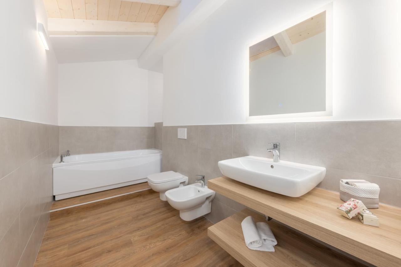 Minerva Guesthouse Trento Luaran gambar